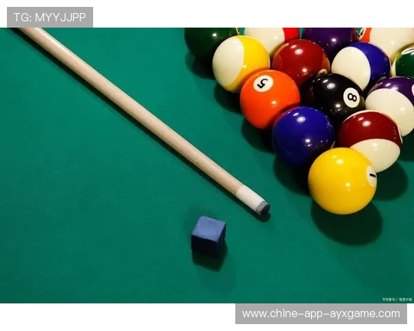 台球安全球训练更策略化——提高技巧与保障安全的双赢之道