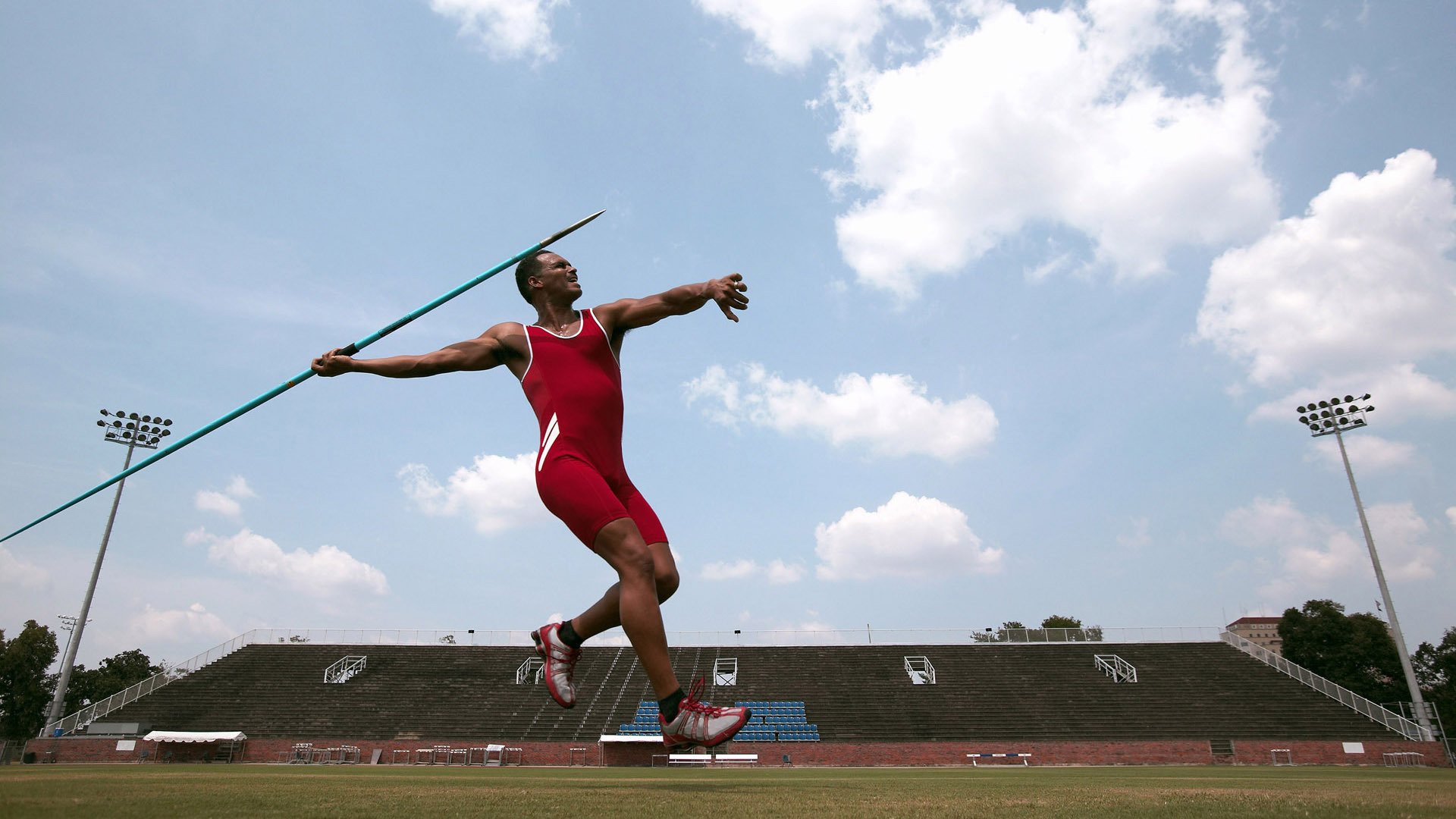 不眠战场：激烈季后赛现场直击，不眠第五集解说
